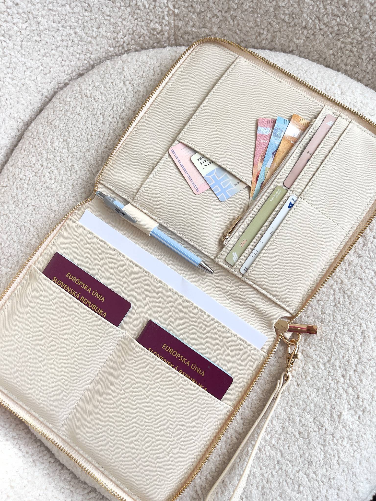 Elegantný organizér